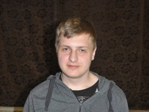 Владимир СНЕГИРЕВ, 19 лет