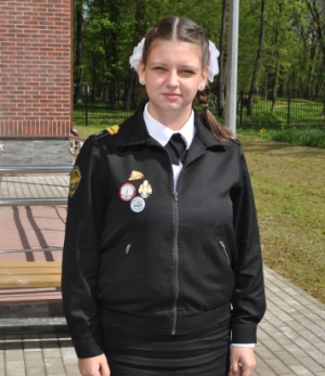 Арина НЕФЕДОВА, ученица кадетского класса храбровской школы