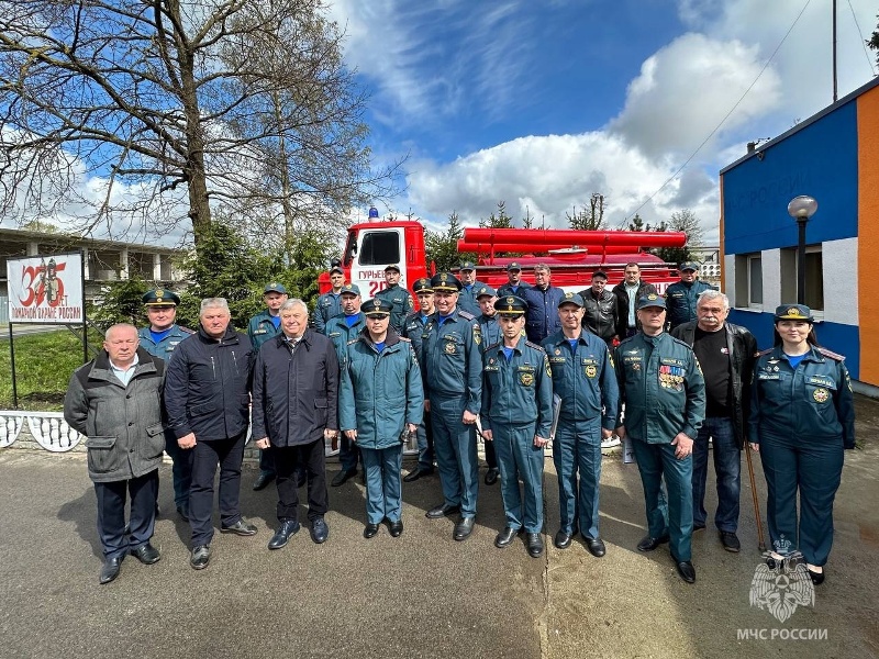 В пожарно-спасательной части Гурьевского округа повторно открыли памятник автоцистерне