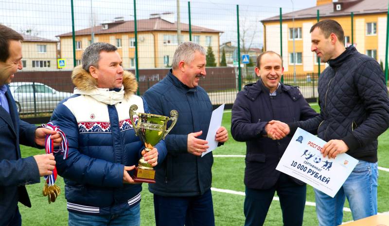В футбол играют настоящие мужчины
