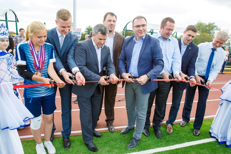 В Низовье открыли новый стадион!