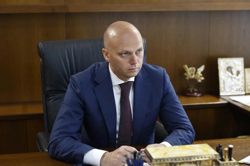 О приоритетах в работе и уважении старшего поколения