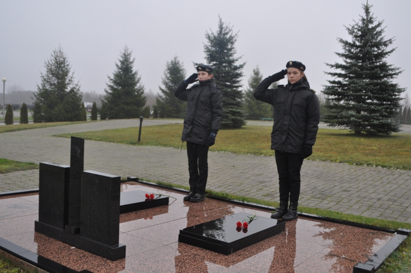 Школьники и детсадовцы Гурьевского округа почтили память солдат, погибших во время ВОВ