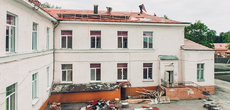 Луговская школа - с новой крышей