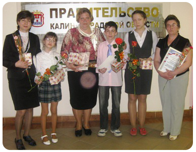 Гурьевские школьники отметились в областном конкурсе творческих работ учащихся «Сердце матери - сердце Победы», посвященном 9 Мая