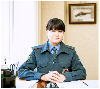 Лейтенант полиции Анастасия Трифонова пришла на службу в ОМВД Гурьевского района 6 августа нынешнего  года, окончив калининградский филиал Санкт-Петербургского института МВД России.