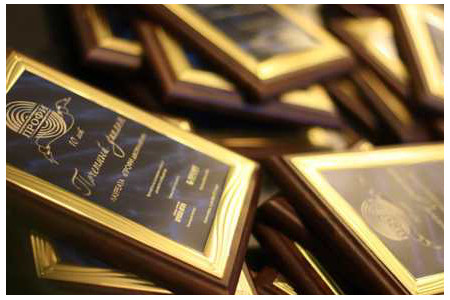Десятая торжественная церемония награждения лауреатов проекта «ПРОФИ - Итоги 2013» прошла в Музее Мирового океана в Калининграде 6 декабря.