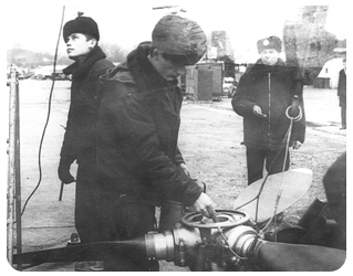 1970 г. Александр Гольцер занимается ремонтом ЛИ-2