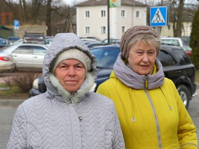 Ольга МЕЛЬНИК и Екатерина ПАЧКОВА, пенсионерки