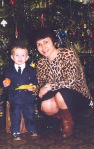 С любимым внуком Юрой (на снимке ему 3 года)