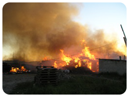 За 3 дня - с 27 по 29 октября - в поселках Маршальское и Рожково сгорели 5 надворных построек. 