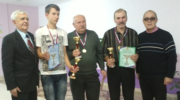 Слева направо: В. Малышев, Л. Шихалеев, В. Моторин