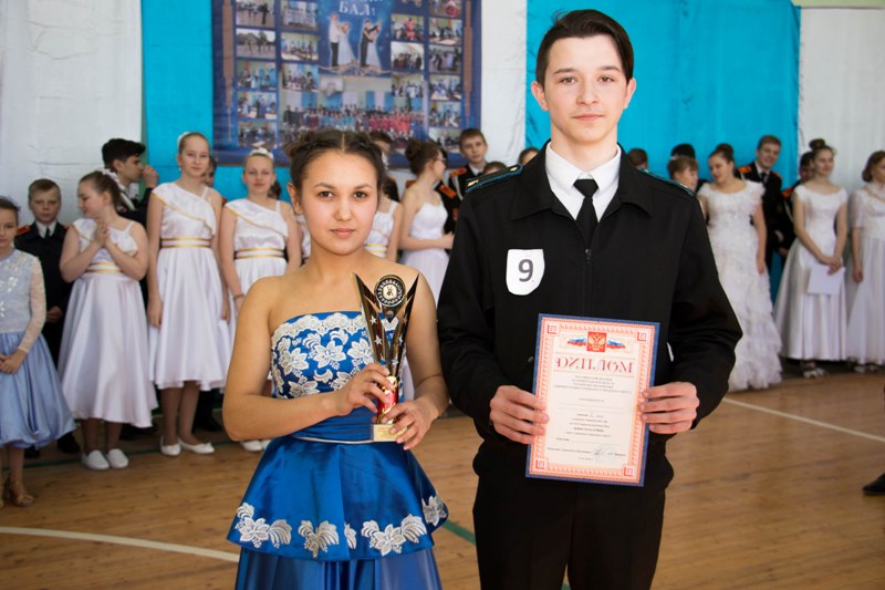 Лучшими в конкурсе стали храбровские кадеты София Салиева и Андрей Шиллер!
