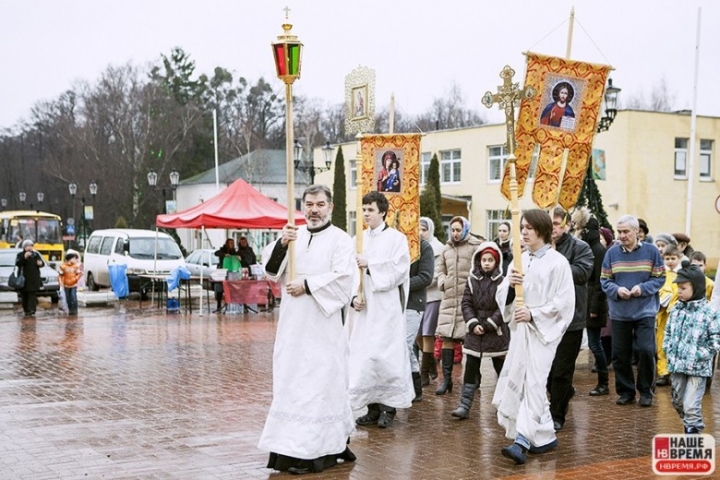 7 января на городской площади состоялся концерт "Вифлеемская звезда", посвященный Рождеству Христову