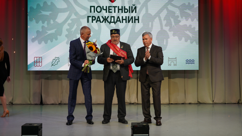 +Гусейнов.JPG