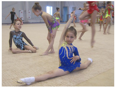 Прошлогодние Олимпийские игры кардинально изменили жизнь 5-летней гурьевчанки Маши Боярцевой: она "заболела" художественной гимнастикой.